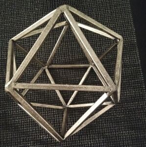 Geometric Antiqued Gold-tone Metal Orb